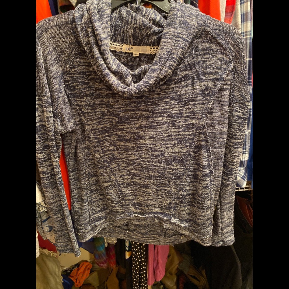 Jolt cow neck sweater from Buckle size med